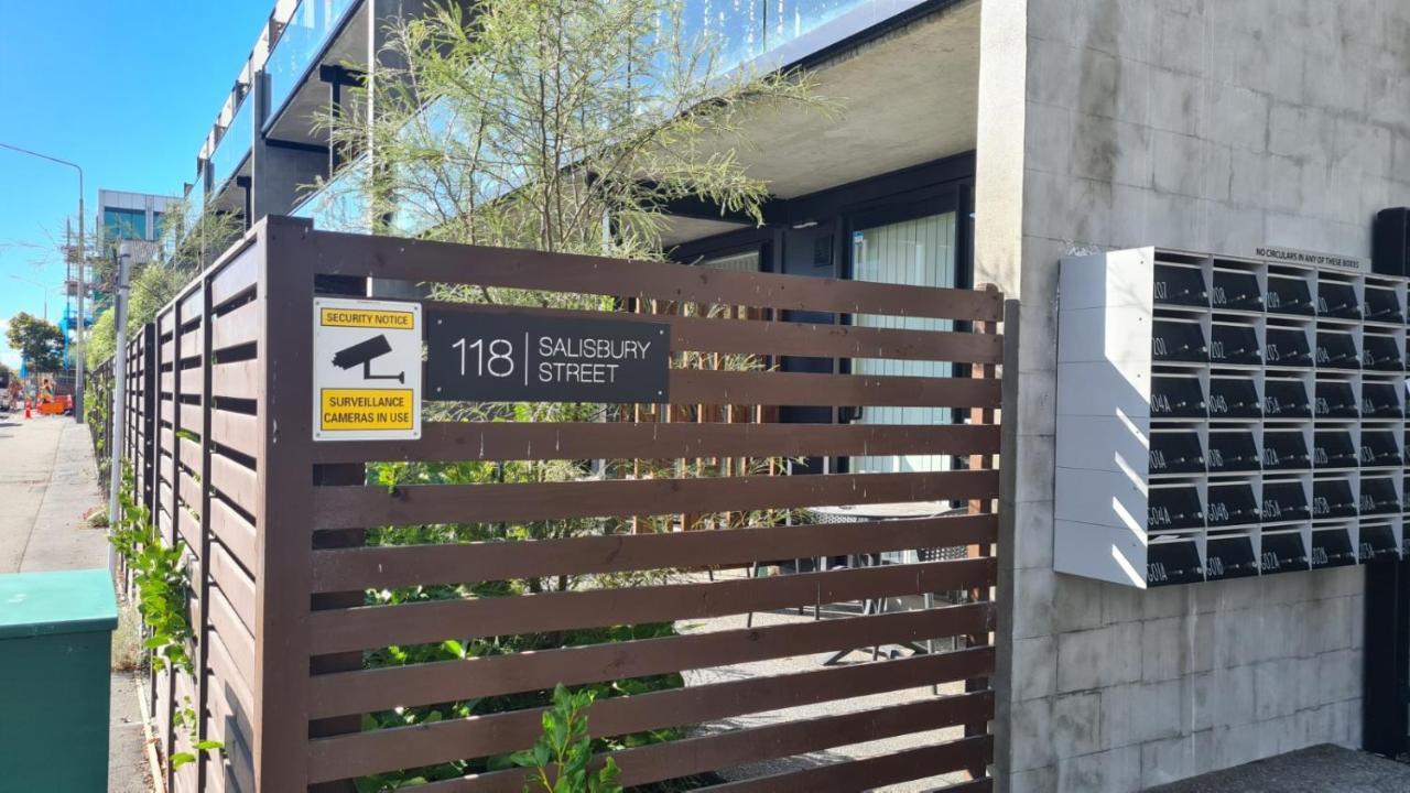 2 Bedroom City Pad With Free Car Park Christchurch Esterno foto